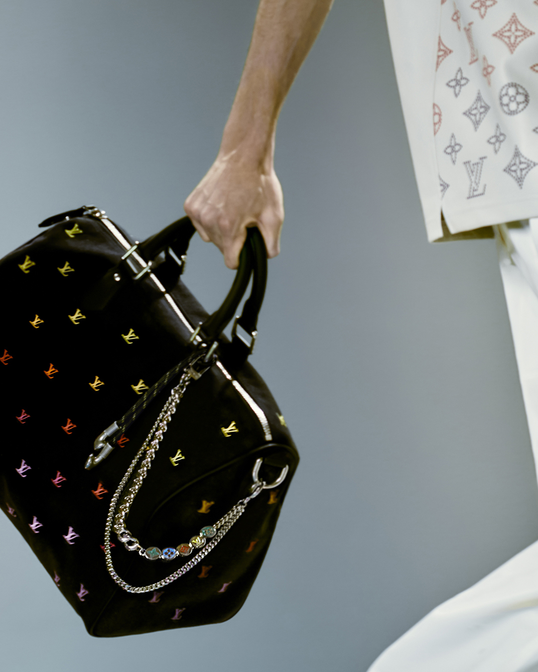 LOUIS_VUITTON_MENS_SPRING_2025_CAMPAIGN_12